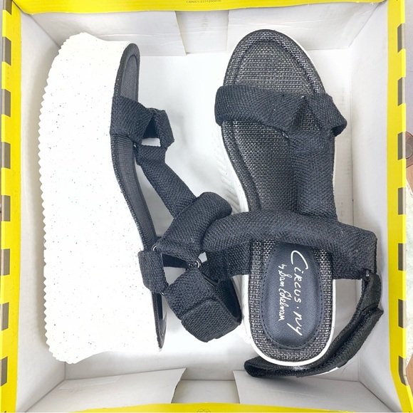 NWT Sam Edelman Circus Venus Platform Sandals 9 Black Sporty Minimal Y2K Revival - Picture 16 of 16